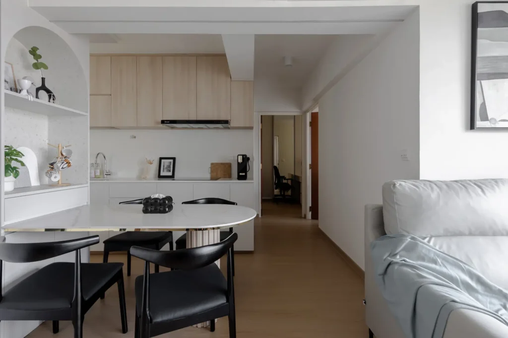 312B Clementi Ave 4 kitchen with mindful storage