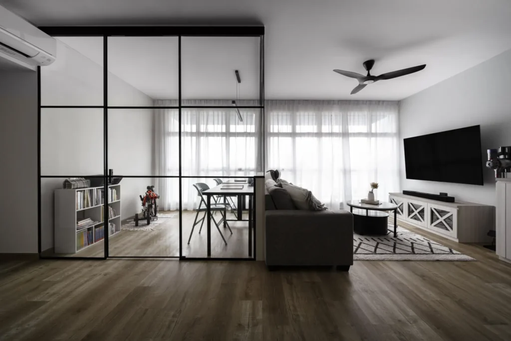 Scnadi Farm House kitchen